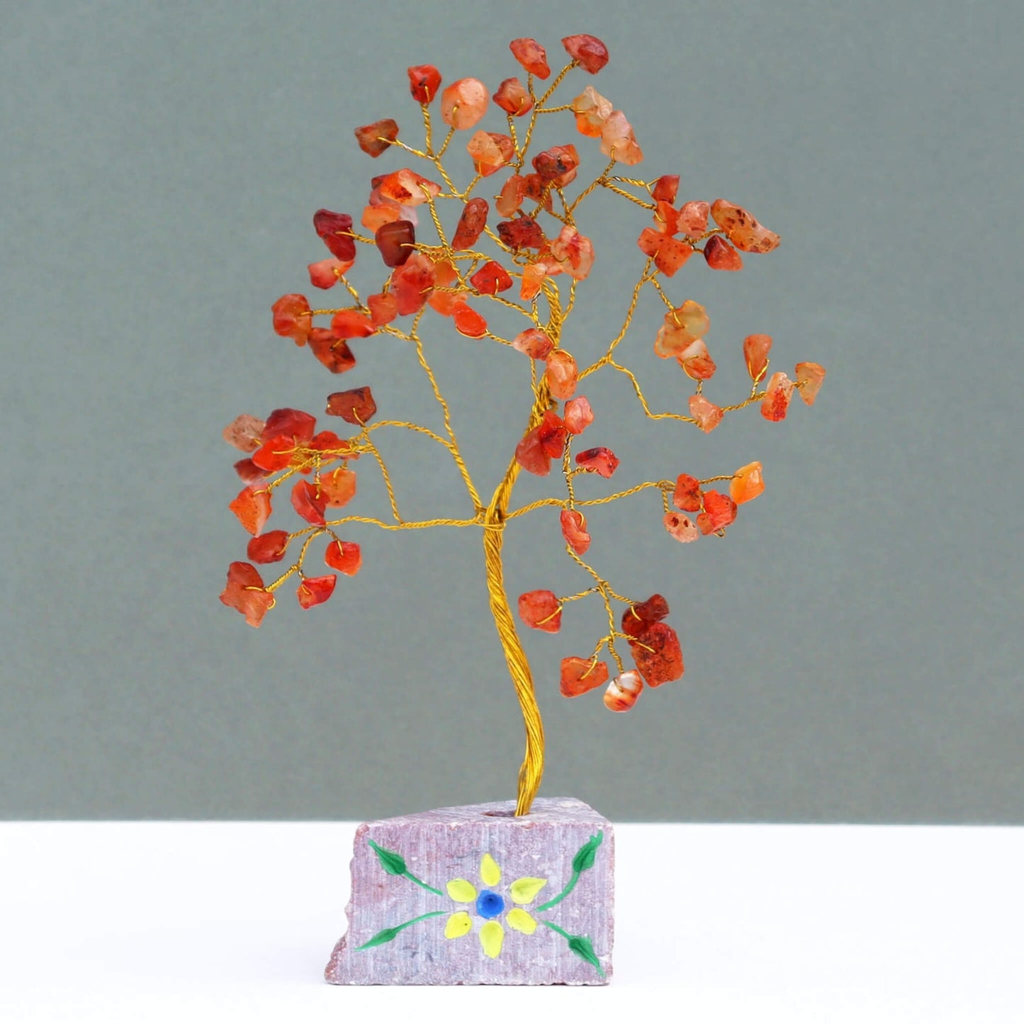 Red autumn leaves Carnelian Gemstone Tree - 80 Stones - Unik by Nature