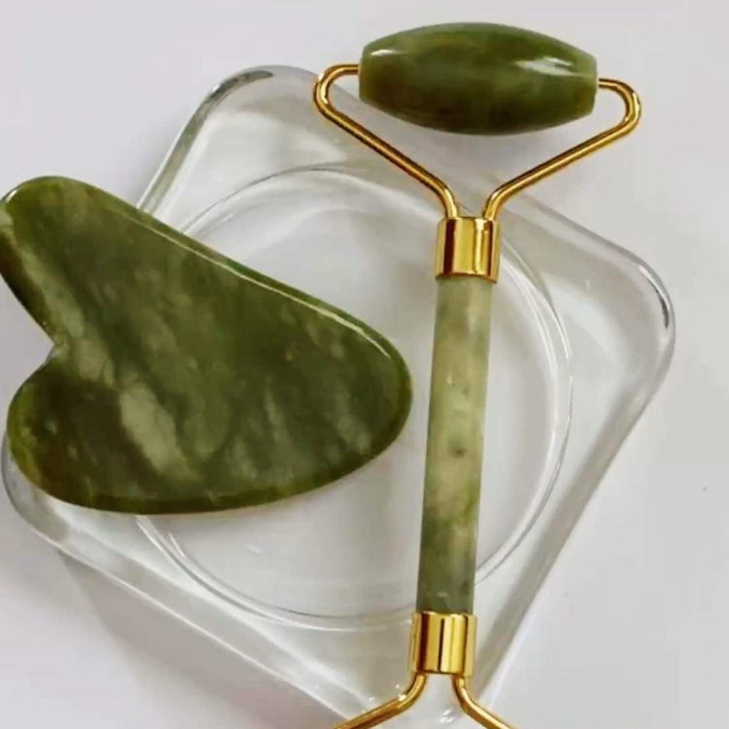 Gua Sha massaging lifting Jade  tool - Unik by Nature