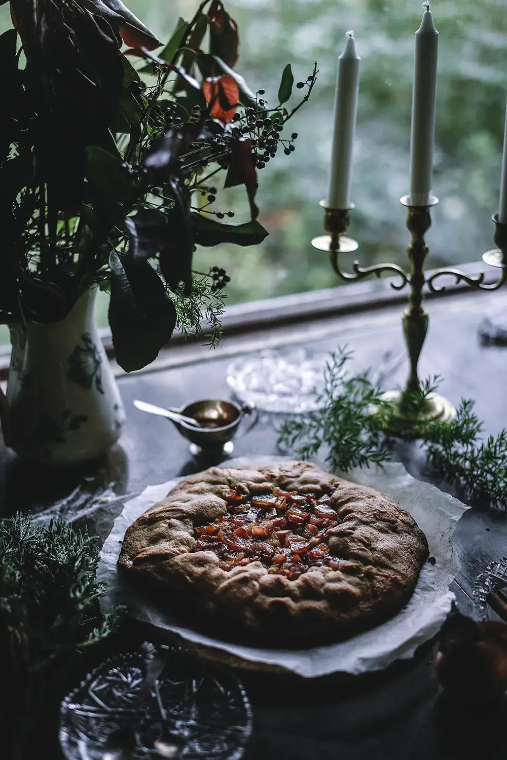 Du four à la table - L'art des recettes au four par Cozy Publishing