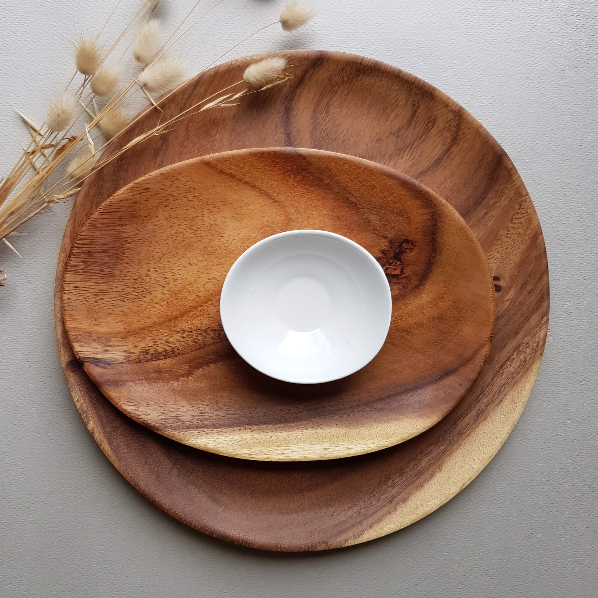Sustainable Acacia wood Oval plate - Unik by Nature