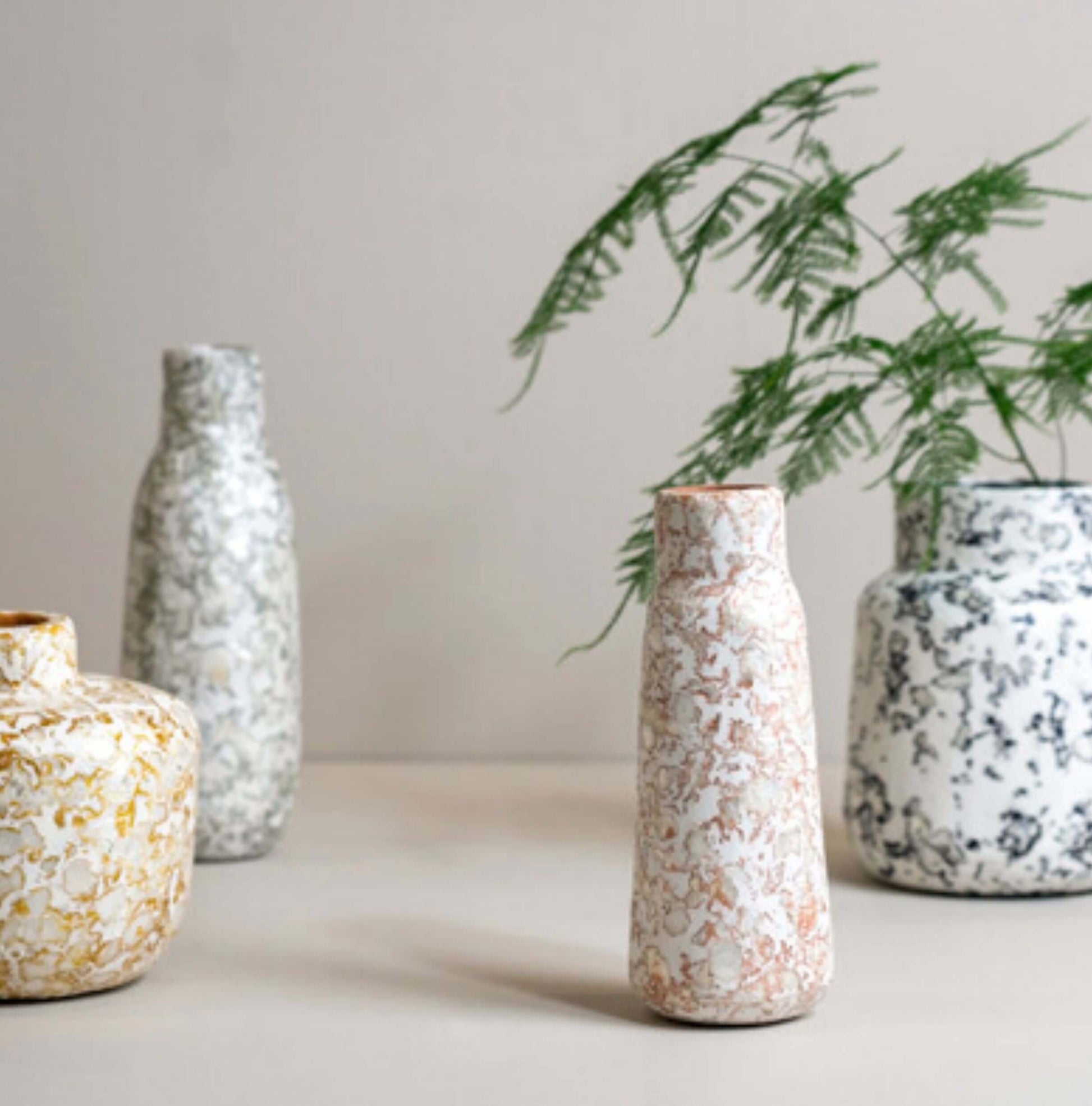 Vase Sienna handcrafted capiz pulp - Unik by Nature