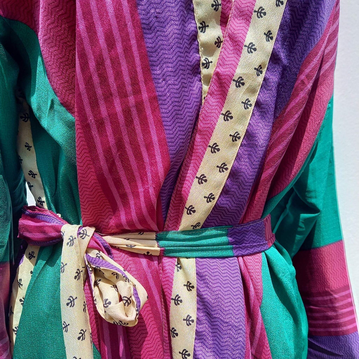 Short silk Kimono Evie No39 - Unik by Nature