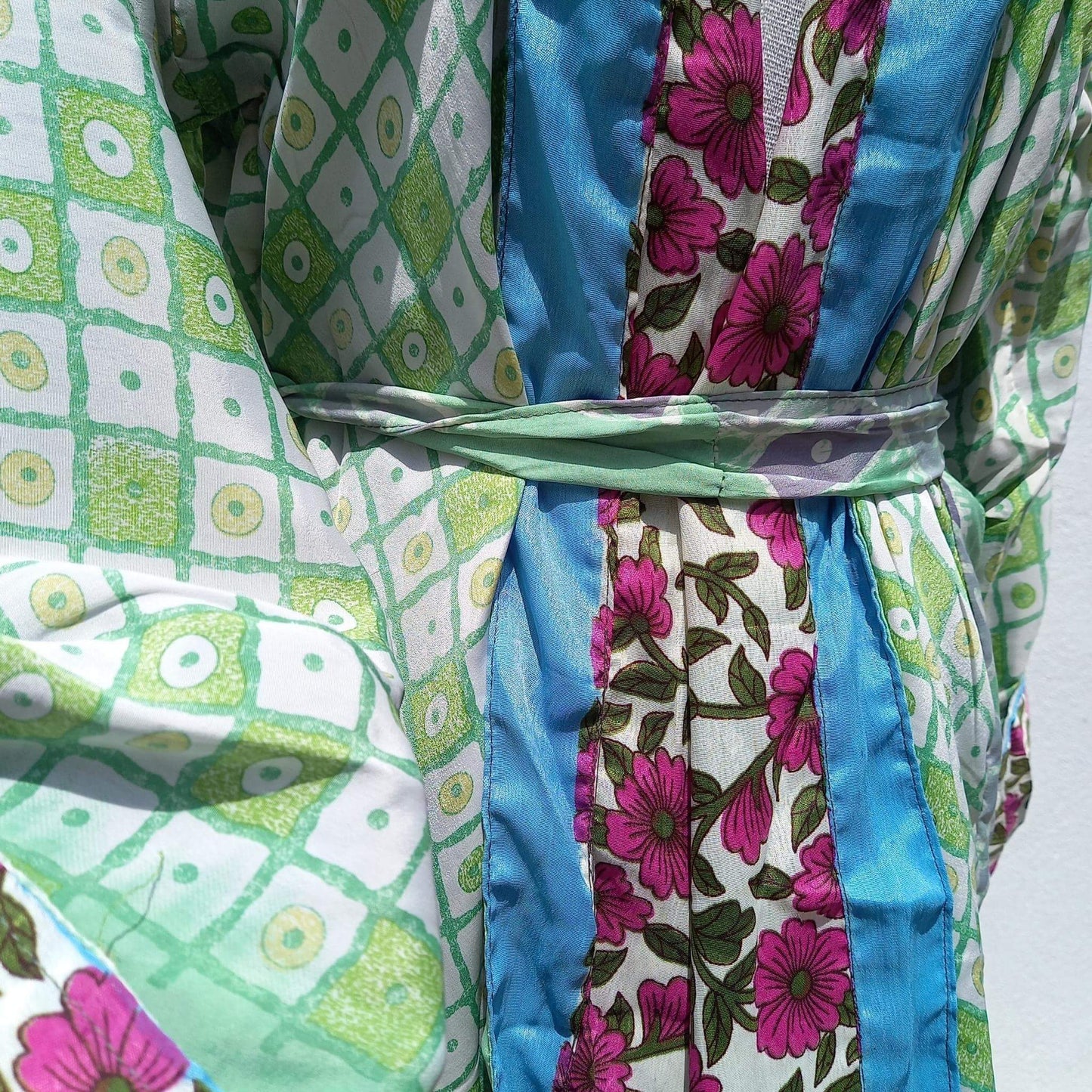 Short silk Kimono Flora No42 - Unik by Nature