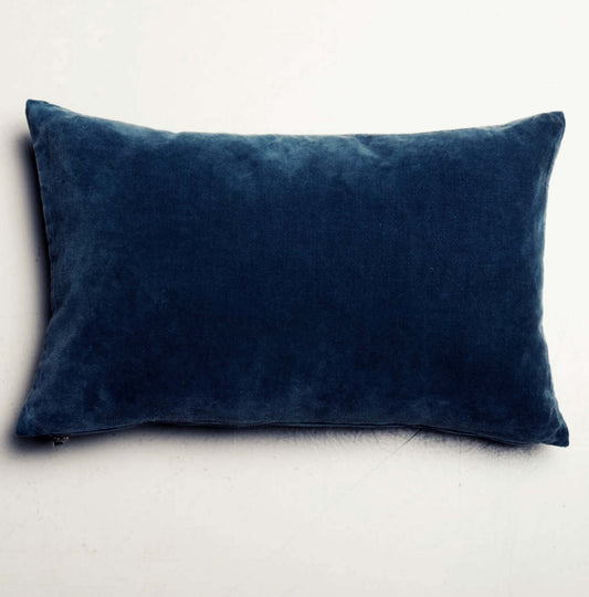 Cushion stone washed vintage velvet blue ocean 60 x 40 - Unik by Nature