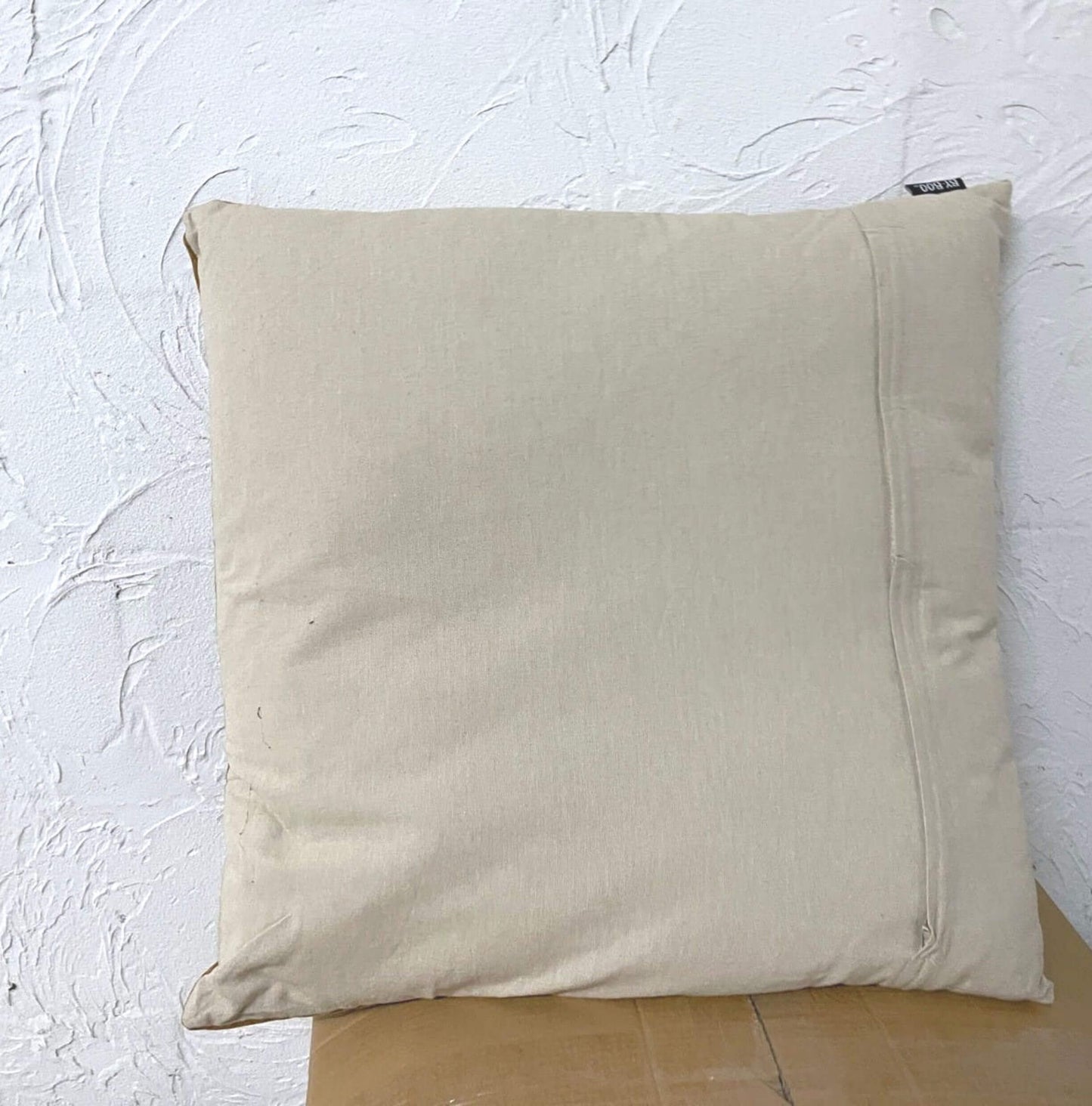 Cushion Vintage velvet warm Grey with filling - Unik by Nature