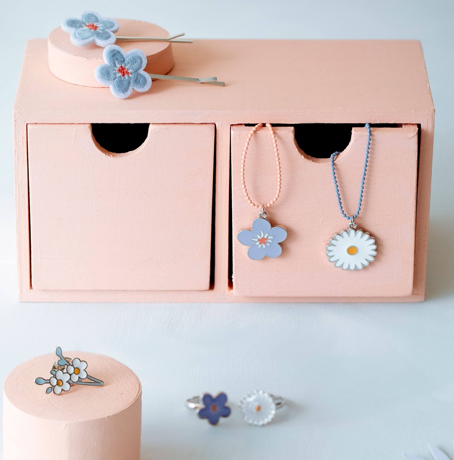 Flower Rings Daisy & Violet set of 2 in nice gift box - Unik by Nature