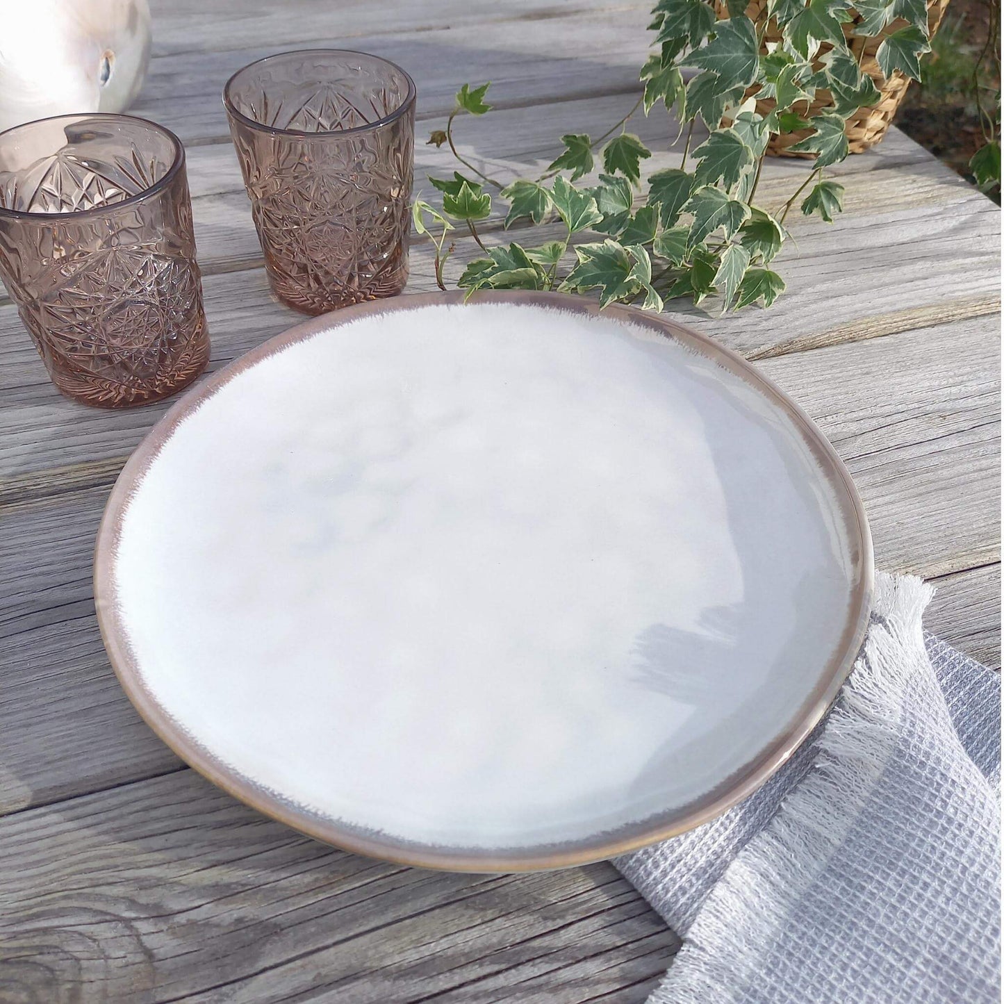 Biarritz - mother-of-pearl white dinner plate 28 cm - Unik by Nature