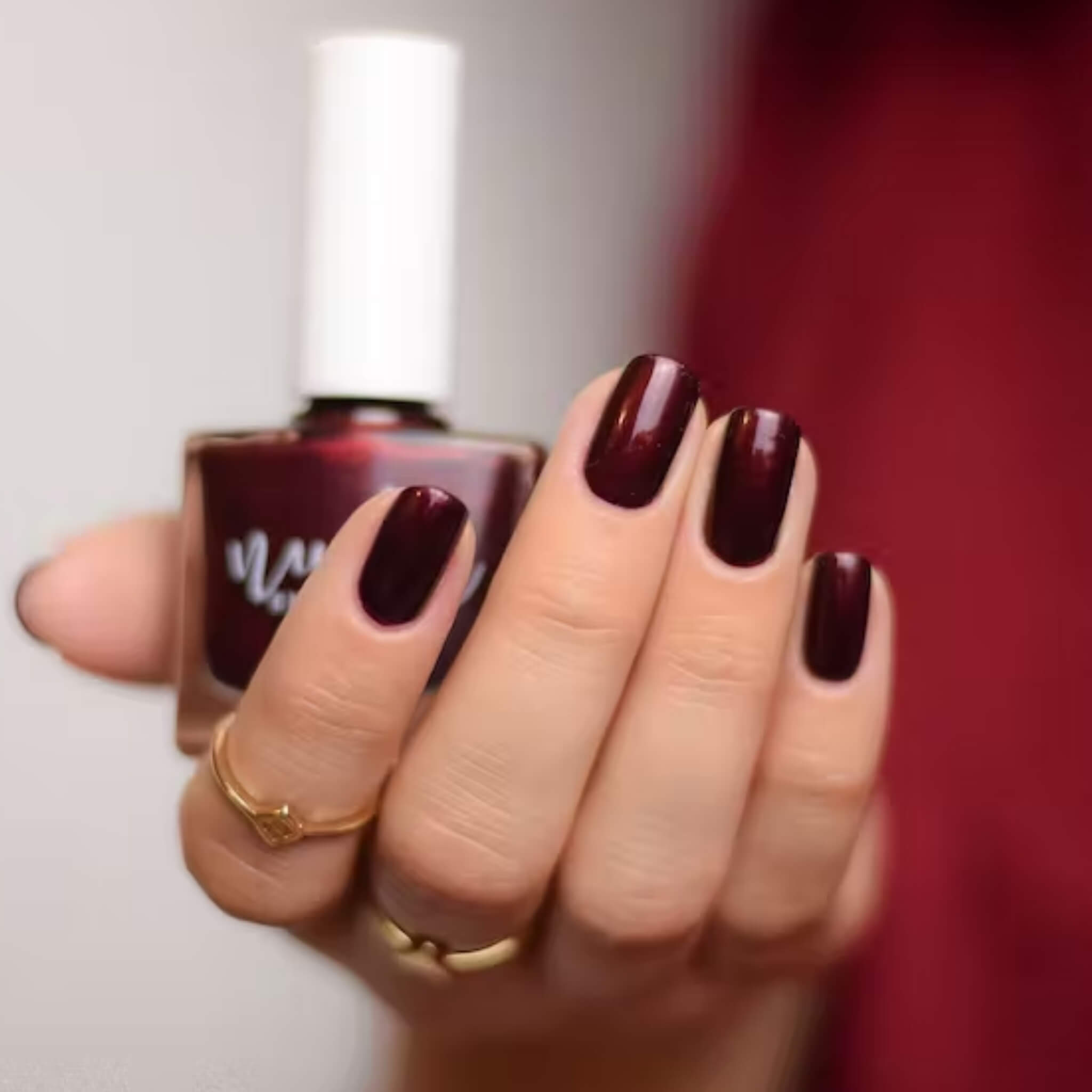 Vishine Gelpolish Professional UV LED Soak Off Varnish Color Gel Nail  Polish Manicure Salon Dark Red(1418) | Maroon nails, Red acrylic nails,  Dipped nails