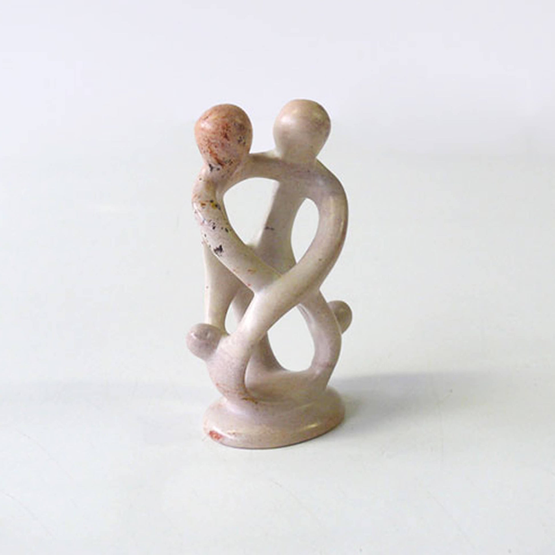 Parents with two children Minimal sculpture handcarved soapstone - Unik by Nature